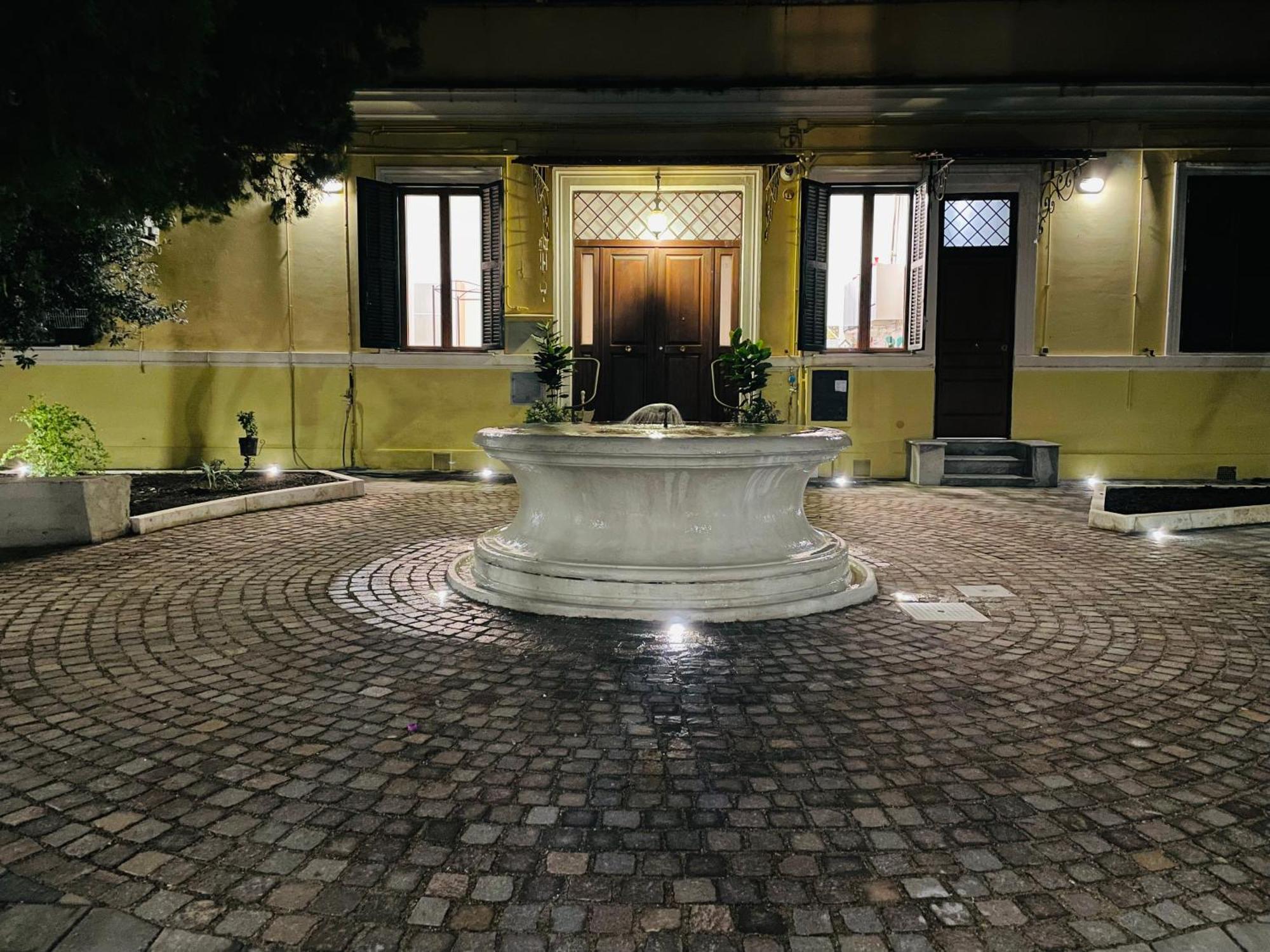 Colosseum-Apartments Ρώμη Εξωτερικό φωτογραφία
