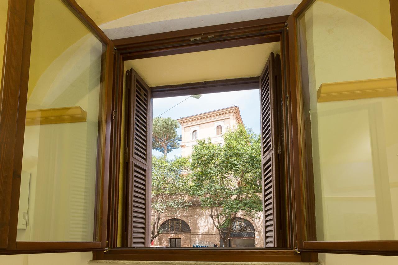 Colosseum-Apartments Ρώμη Εξωτερικό φωτογραφία